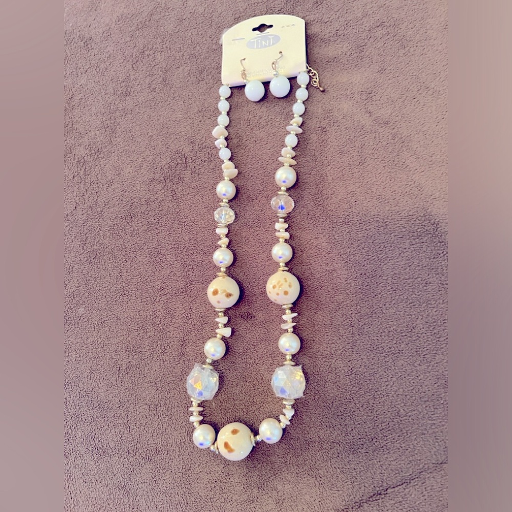 Cream stone necklace and earrings, NWT